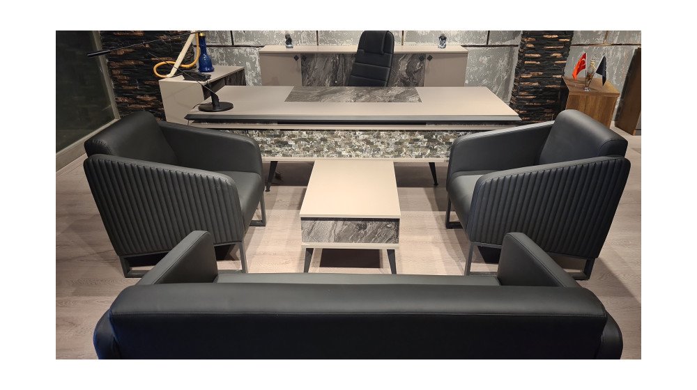 Granit lüks yönetici masa takımı, LED aydınlatmalı kristal dokulu ön paneli ve granit desenli tablası ile modern ofis ortamında Lazer bekleme grubu ile sergileniyor.